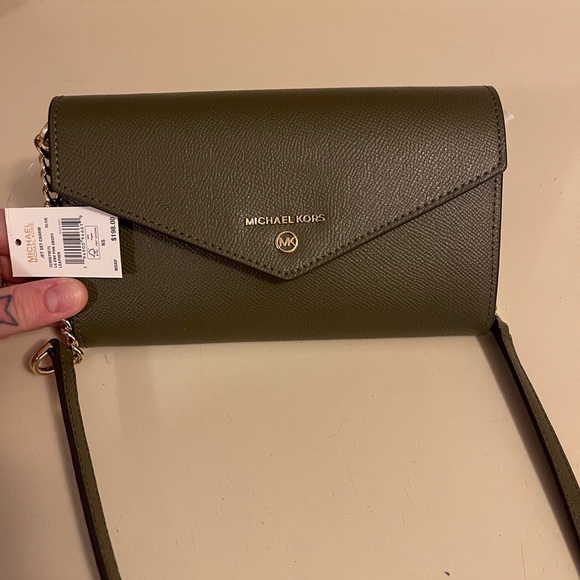 NWT!! Michael Kors Large Crossgrain Leather Smartphone Convertible Crossbody Bag - Picture 3 of 6